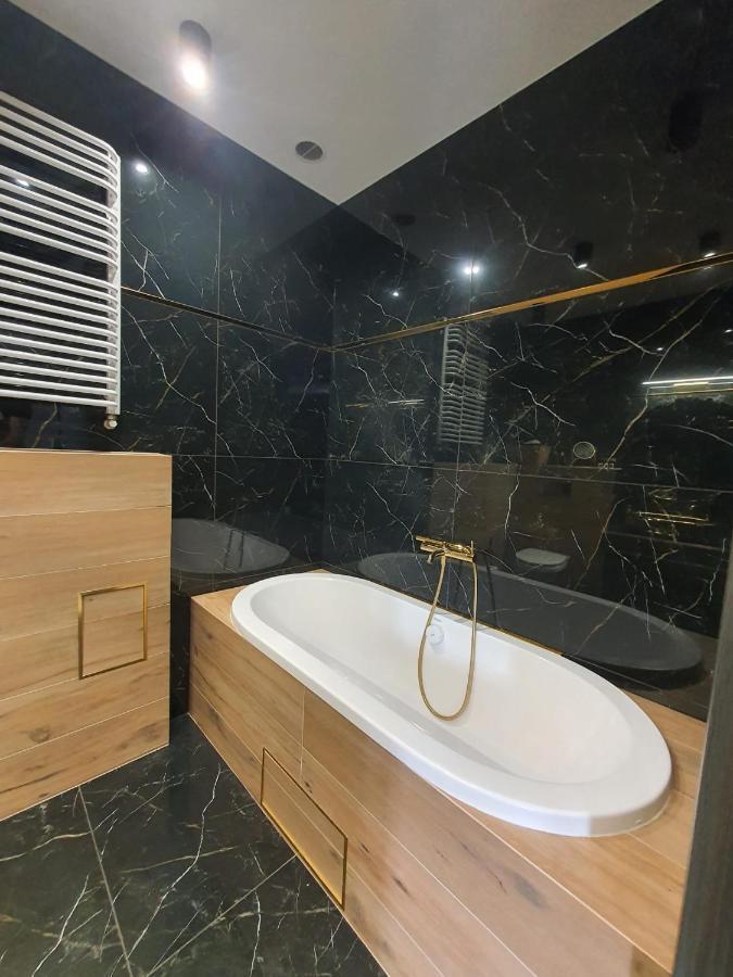 Apartament Dubaj Hlivice Exteriér fotografie