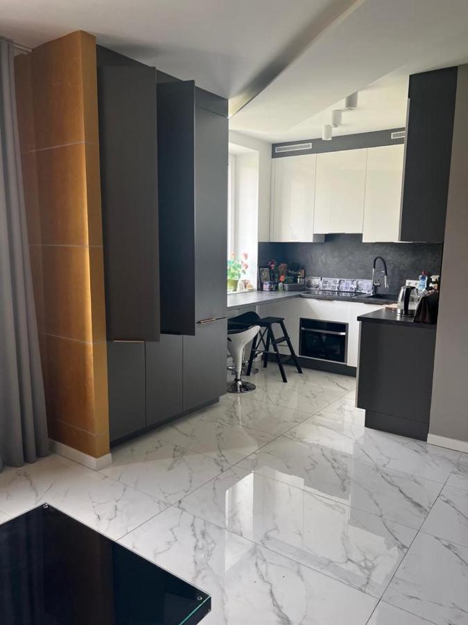 Apartament Dubaj Hlivice Exteriér fotografie