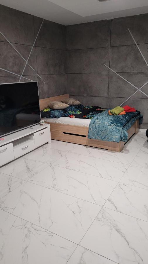 Apartament Dubaj Hlivice Exteriér fotografie